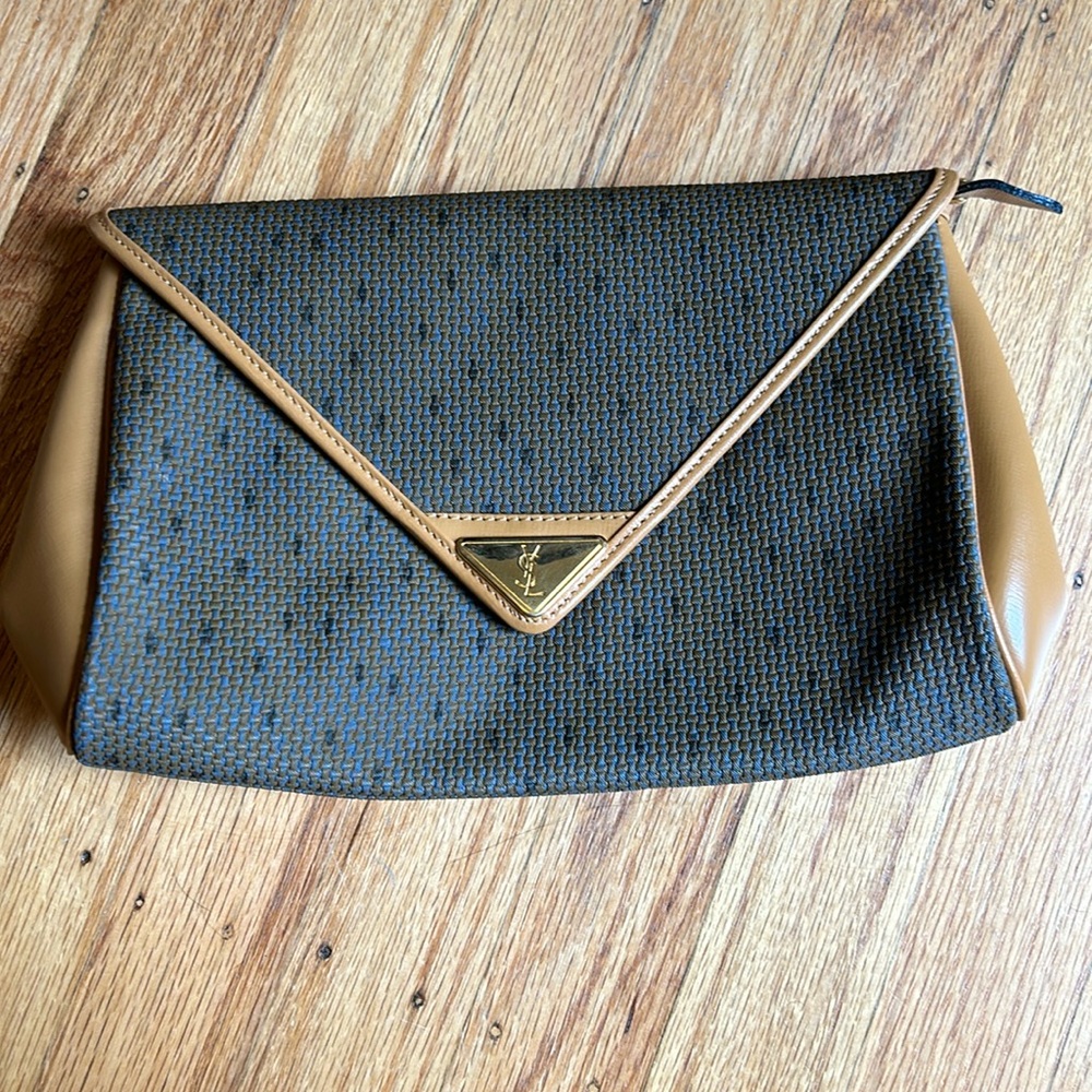 Excellent Condition YSL Clutch